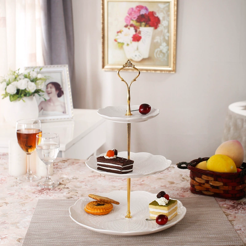 Creative relief European -style ceramic three -layer stringing water fruit plate spinestone