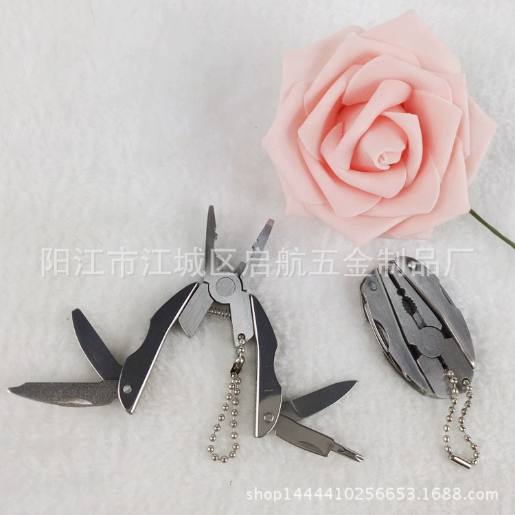 Multifunctional mini multi-purpose folding pliers MINI multi-purpose folding pliers egg pliers sage tortoise back pliers gift