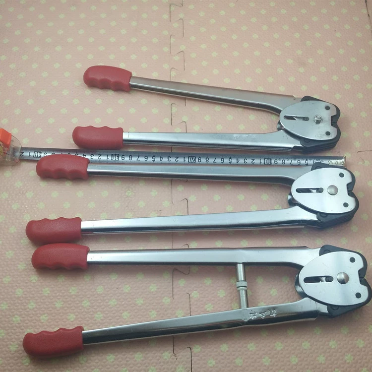 Оптовая упаковка клип руководство с булавкой четыре штуки пять штук Kaifeng бумажный пластиковый ремень в наличии