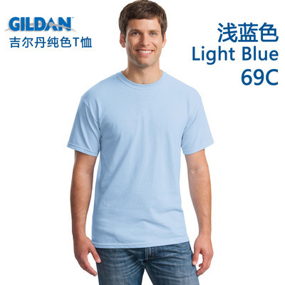 Gildan 63000 color sólido algodón en blanco camiseta personalizada impresa LOGO clase uniforme cultural camisa publicidad camisa al por mayor