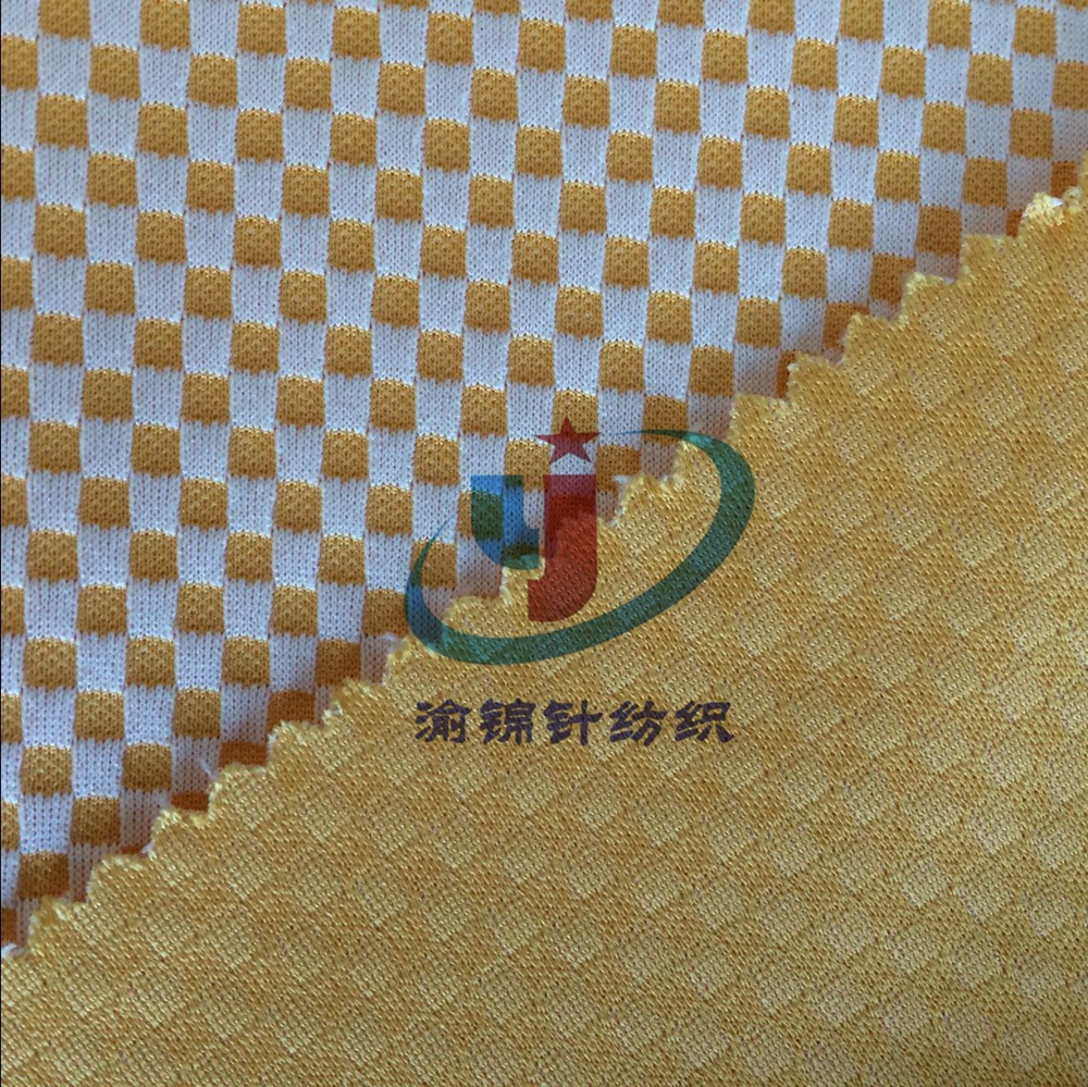 厂家供应纬编冷感涤锦双色方格服装面料高档T恤面料户外运动冰巾