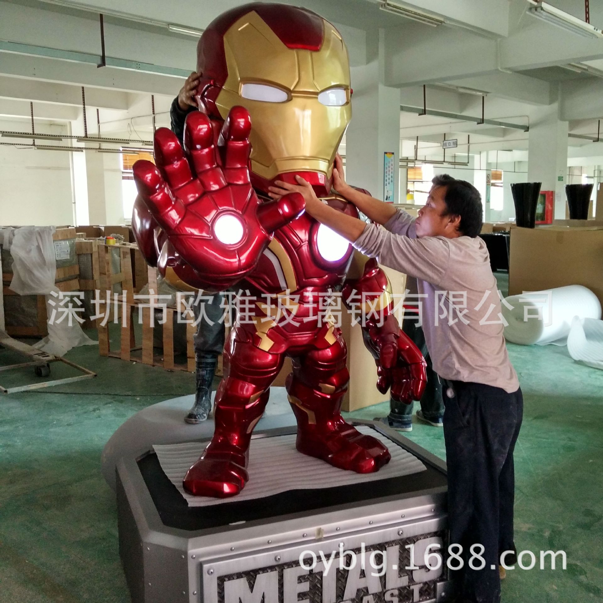 供应玻璃钢机甲战士 动漫电影美陈大型摆件室内外玻璃钢
