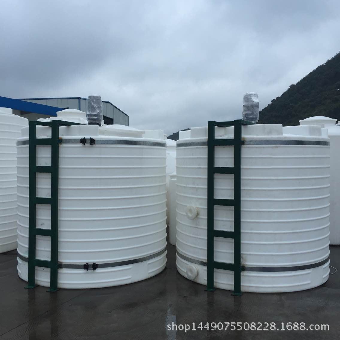 1吨2吨5吨化工塑料搅拌桶带电机PE加药箱水处理PAM溶药PAC加药箱