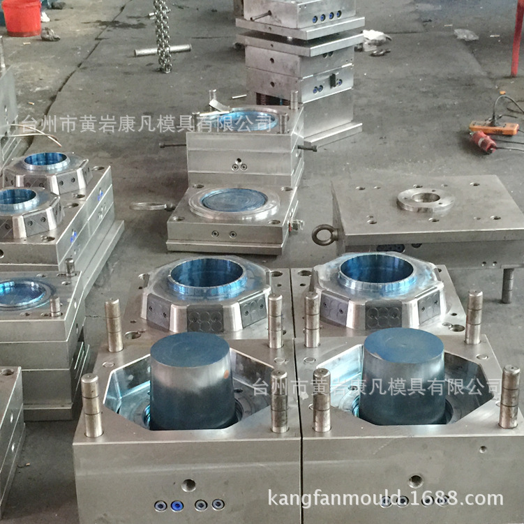 黄岩塑胶模具厂家，5L 10升18升20升25升32升塑料桶模具