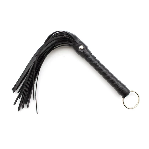 All black ring-small whip