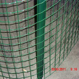 养殖隔离用围栏网 涂塑方格网 镀锌钢丝网片 电焊网片
