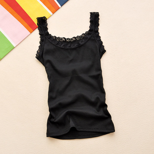 Summer lace top with cups