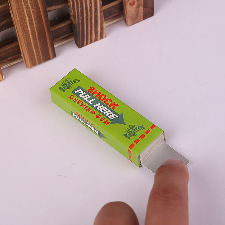 April Fool's Day Electric Shock Toy Chewing Gum Prank Electric Shock Toy Tricky Artificial Electric Man Chewing Gum