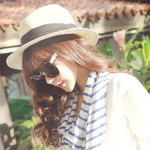 �ܿ�С����ͬ��ñ��Ůʿ���ñ�����n��ɳ��ƽ�،��ܲݾ��Yñ���l