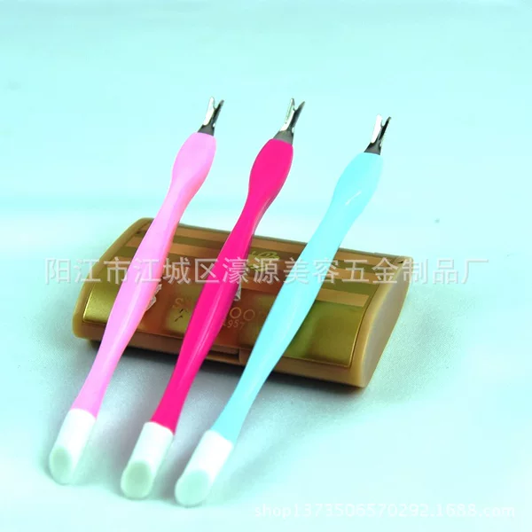 Manufacturer of Nail Cuticle Pushers, Cuticle Forks, Nail Cleaning Sticks, Manicure Pushers, Nail Polish Remover Kits