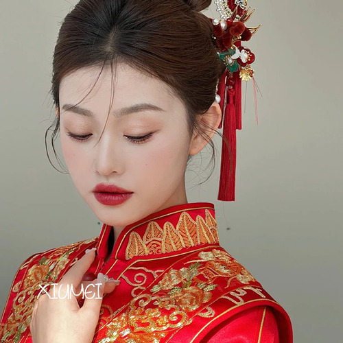 New new Chinese style red tassel headdress bride Xiuhe clothing ancient style toasting clothing hair accessories high-end