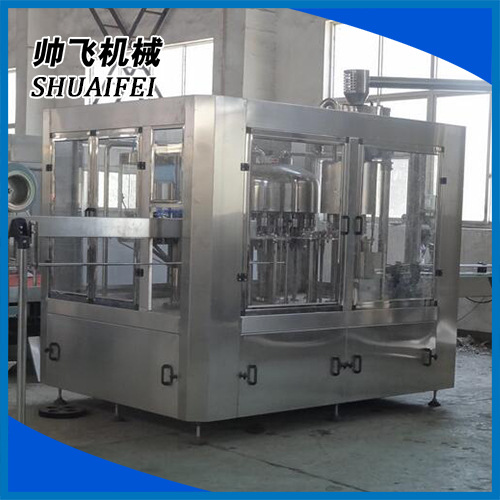 厂家定制灌装机全自动三合一灌装机小型碳酸饮料灌装 液体灌装机