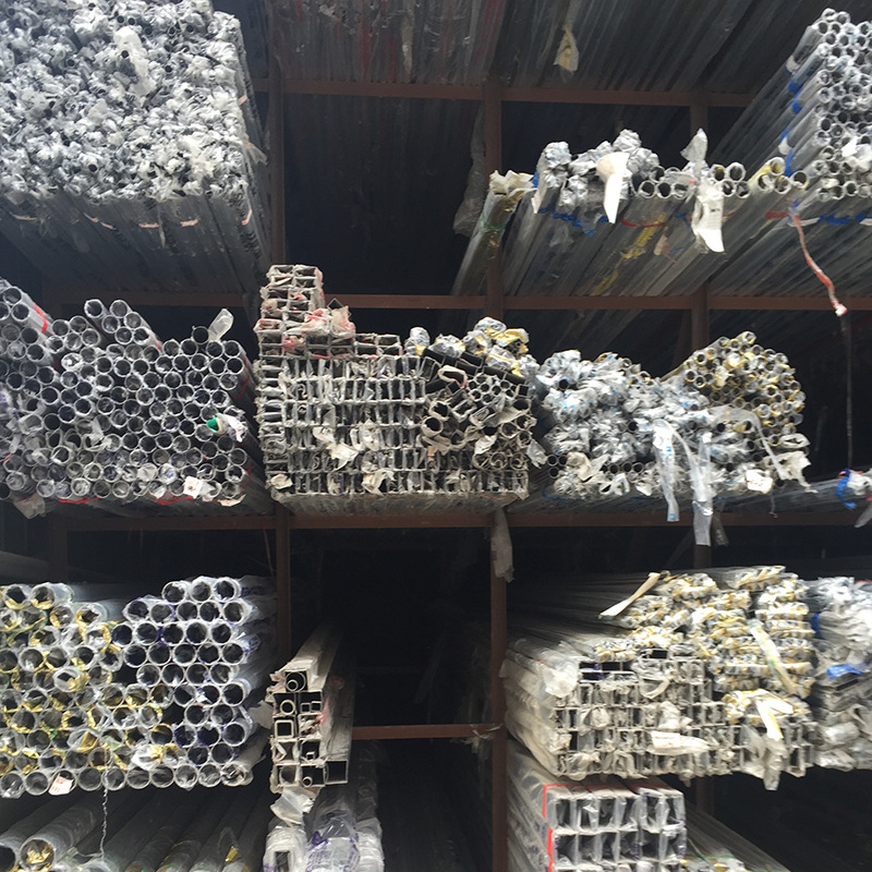 【不锈钢管 】供应304不锈钢无缝圆口管批发高档家具装饰不锈钢管