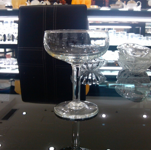 European style champagne tower cup, saucer-shaped tall wedding tower cup, bar creative wide mouth cocktail cup