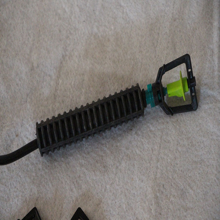 新款吊挂微喷头 吊挂式喷头 均匀灌溉塑料喷头 大棚灌溉专用批发