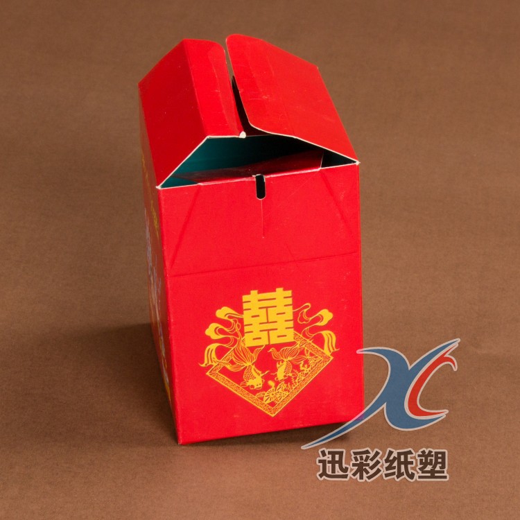 厂家供应定做手提式穿绳纸盒 喜庆婚庆纪念日喜糖包装盒 礼物盒