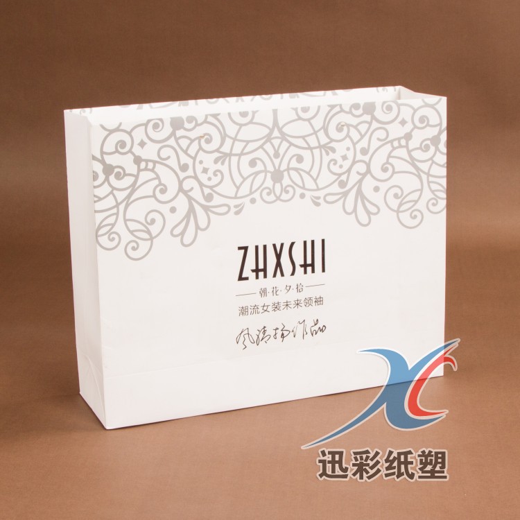 厂家定做化妆品手提袋高档白卡纸服装袋来图定制手提包装纸袋