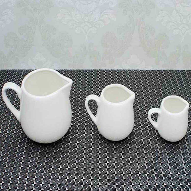 Venta al por mayor de cerámica de leche cuchara leche olla taza de leche con mango sin mango café con leche taza de leche miel olla de comida occidental taza de mermelada