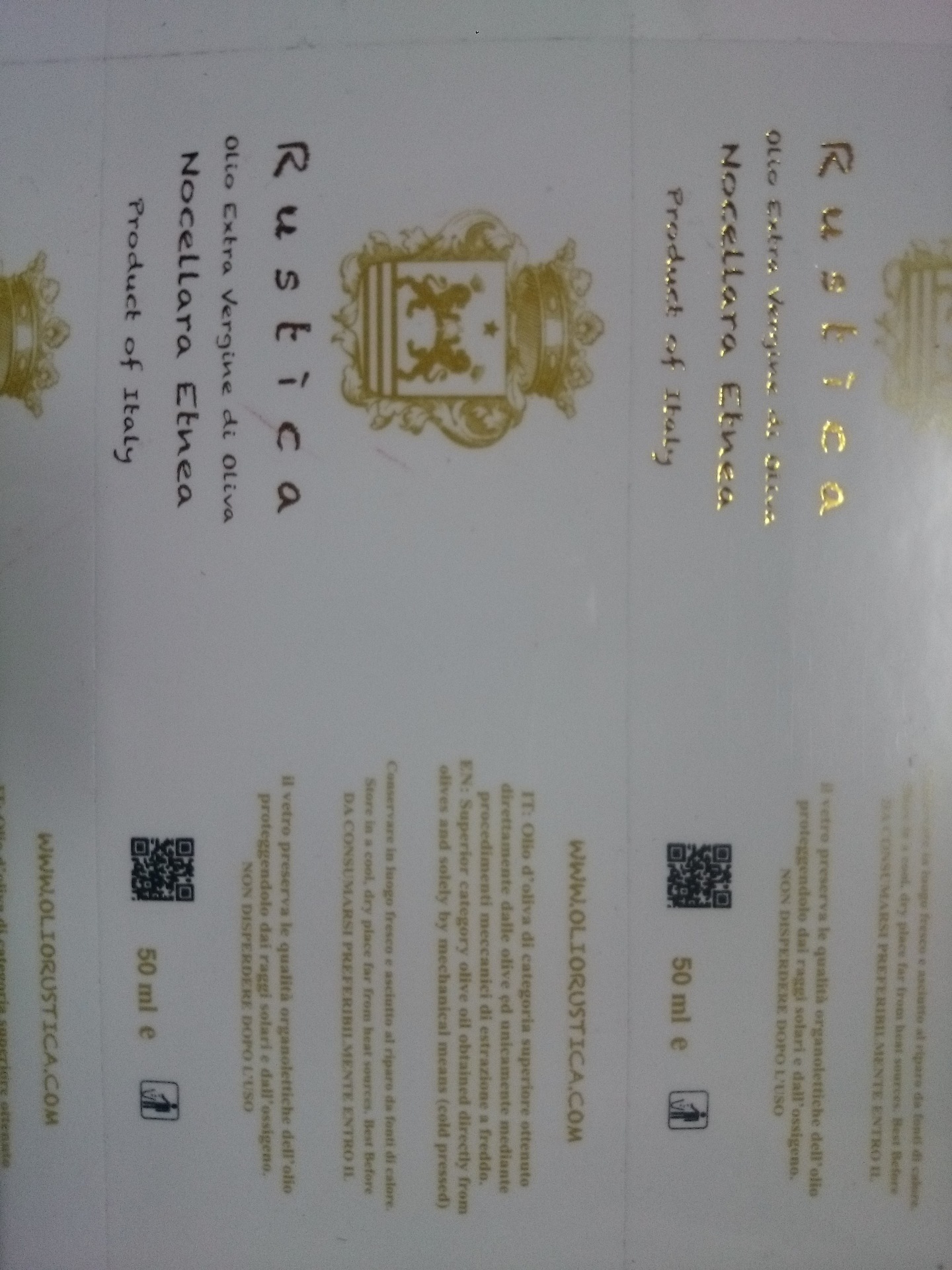 厂家生产铜版纸不干胶标签 合成纸 珠光膜 烫金 卷筒不干胶印刷