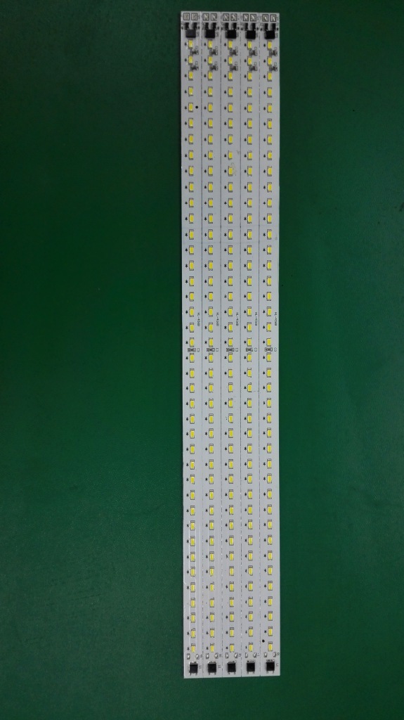 厂家批量贴片加工SMT贴片打样DIP插件加工波峰焊PCBA一站式加工