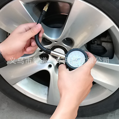 High-end car tire pressure gauge, digital display tire pressure gauge for cars, monitoring stainless steel tire pressure gauge, pressure gauge