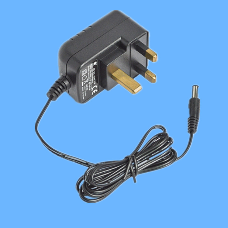 5V 1A 6W系列插墙式3C国标黑色卧式开关电源适配器