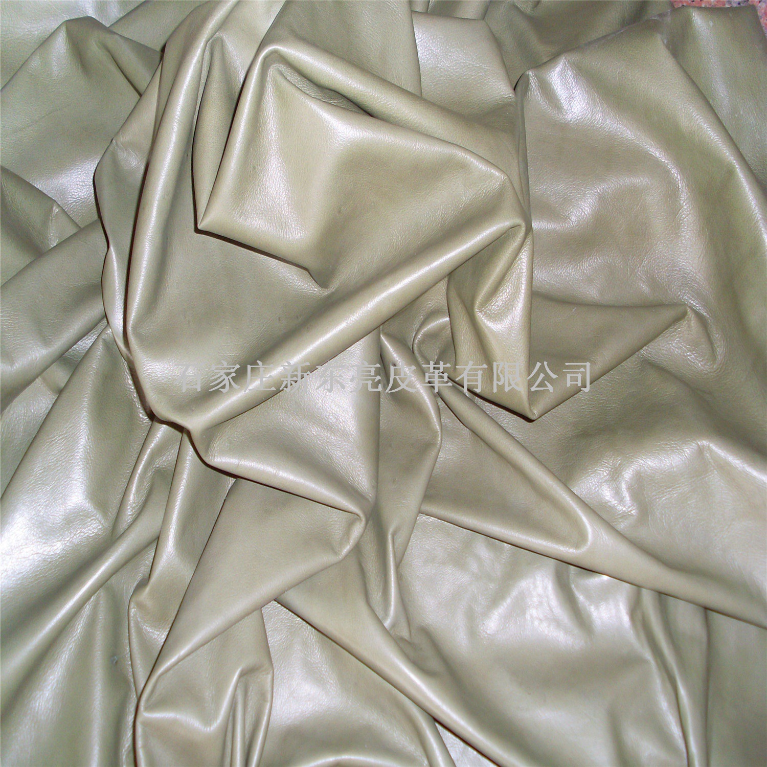 【新欧标环保】绿色头层全粒面水染牦牛 箱包鞋面服装用真皮皮料