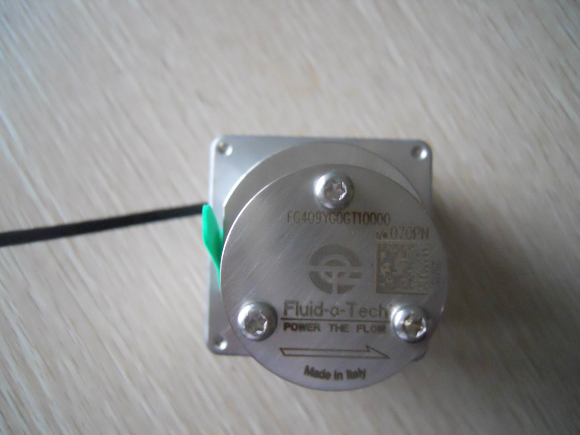 正品原装FLUID-o-tech叶片泵FG409YG0GT1000非质量问题不允许退货