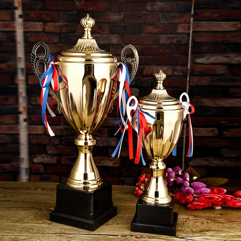 Креативная металлическая трофейная чашка/трофей? Шайба? Need translation: The input: "Creative metal trophy Basketball Badminton Football Student Sports Games General Tale Medal Memorial Factory"