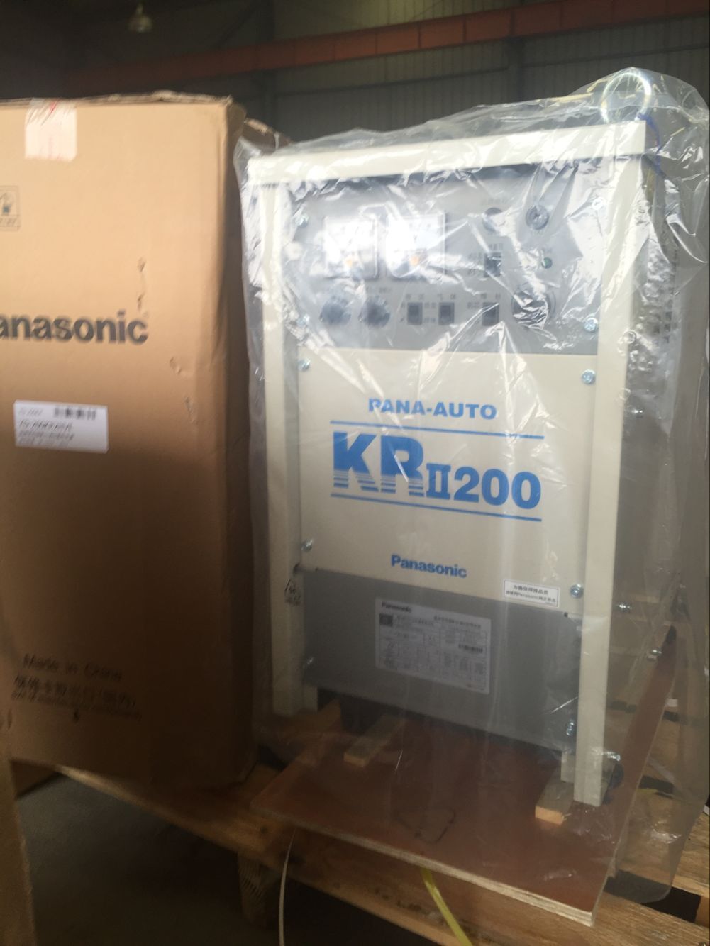 YD-200KR2松下Panasonic晶闸管控制CO2/MAG焊机KR-200