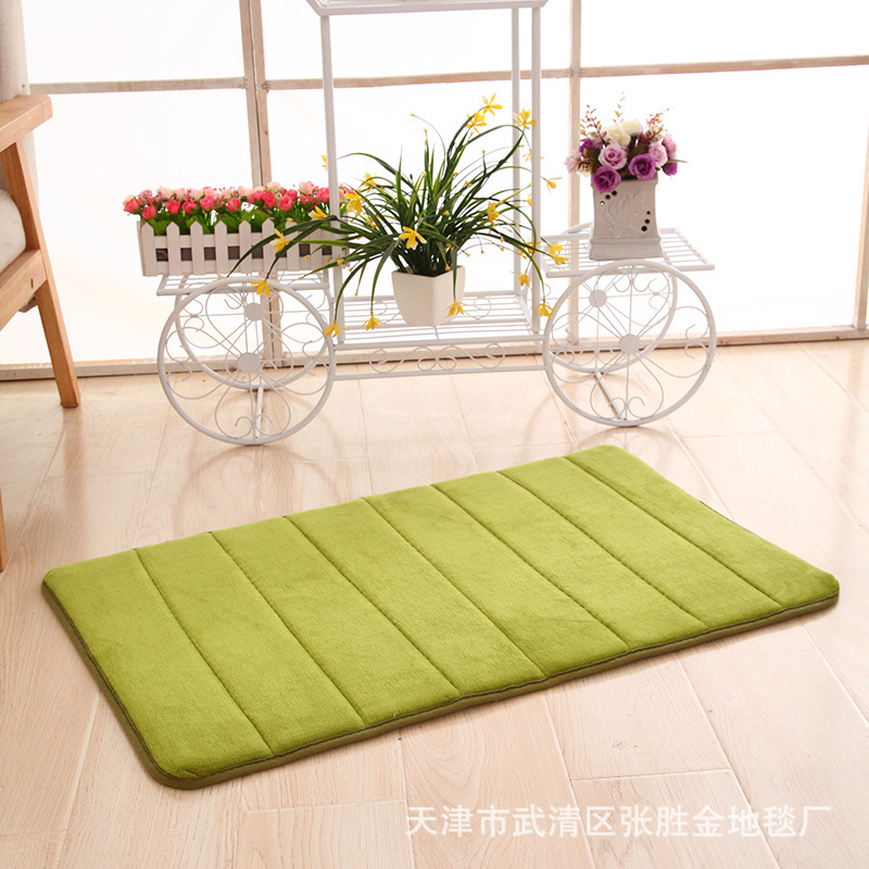 1.6cmサンゴの毛の記憶綿の浴室のマットの入り口のドアのじゅうたんのマットの台所の浴室の吸水のドアのマットのマットのマット