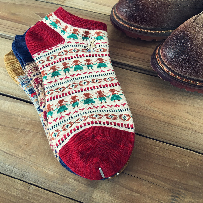 Japanese Spring and Autumn New Hand-in-Hand Folk Dance Cotton Line Women's Boat Socks Hand-stitched Peffy Rabbit Embroidered Cotton Socks