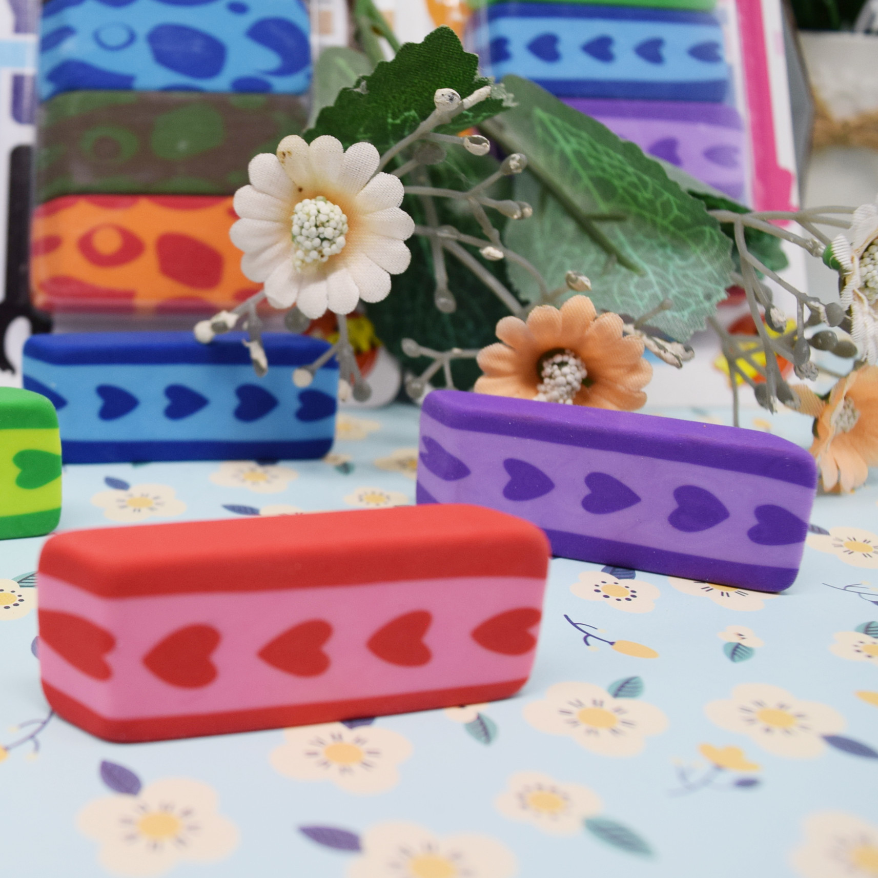 Hermoso creativo He Rong borracha mayorista corazón arco iris leopardo premio de estudiantes de primaria