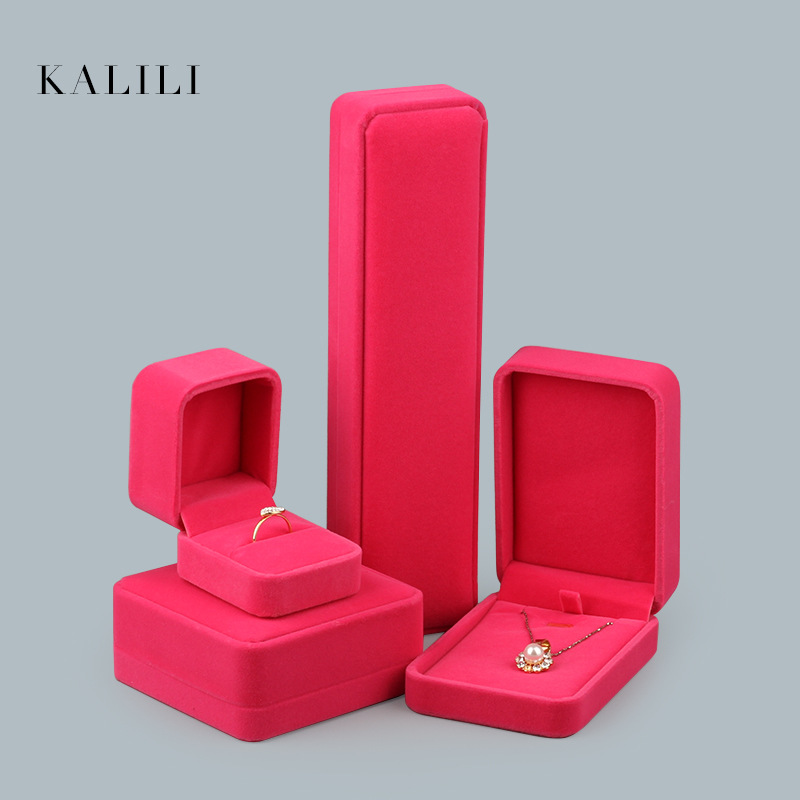 玫红色绒布珠宝包装盒绒布圆角项链首饰盒吊坠项链饰品礼物盒LOGO