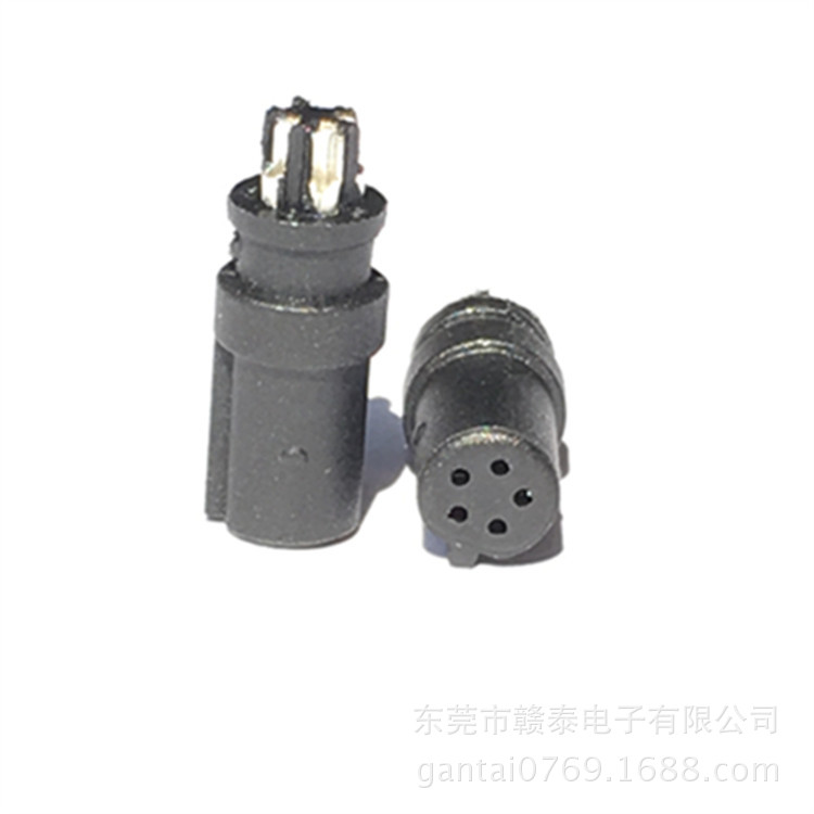 优质厂家大量供应宝 马5P母 汽车连接器 后视镜插头 传输性能快