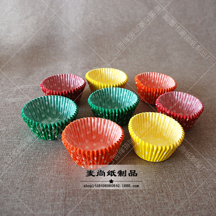 Taza de papel para hornear Fondo 5cm Pastel redondo medio taza de papel pastel desechable taza de papel Cupcake pan taza de papel