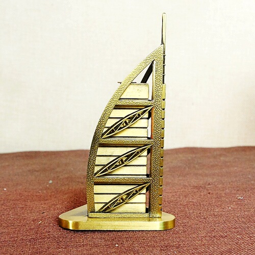 Burj Al Arab Hotel Manufacturer's New Dubai Tourist Souvenir Miracle Electroplated Metal Workmanship Fine Burj Al Arab Hotel