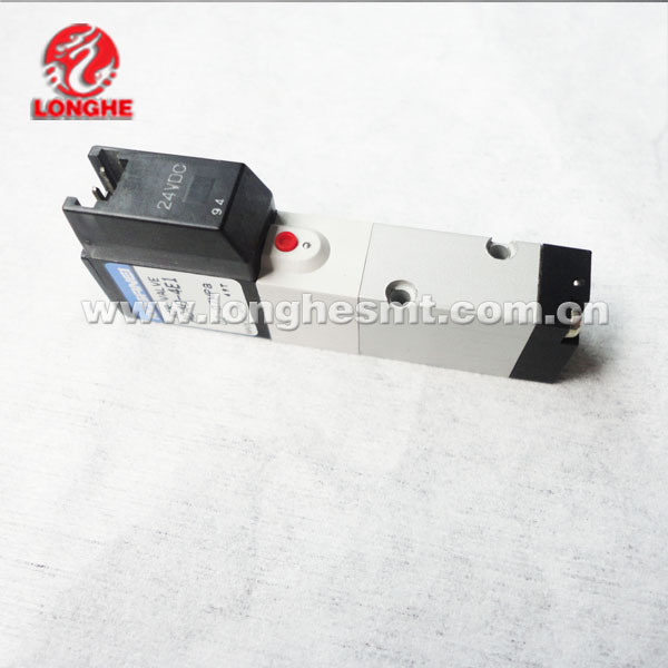 A040-4E1 �����õ�ŷ�/����õ�ŷ� KM0-M8582-00X