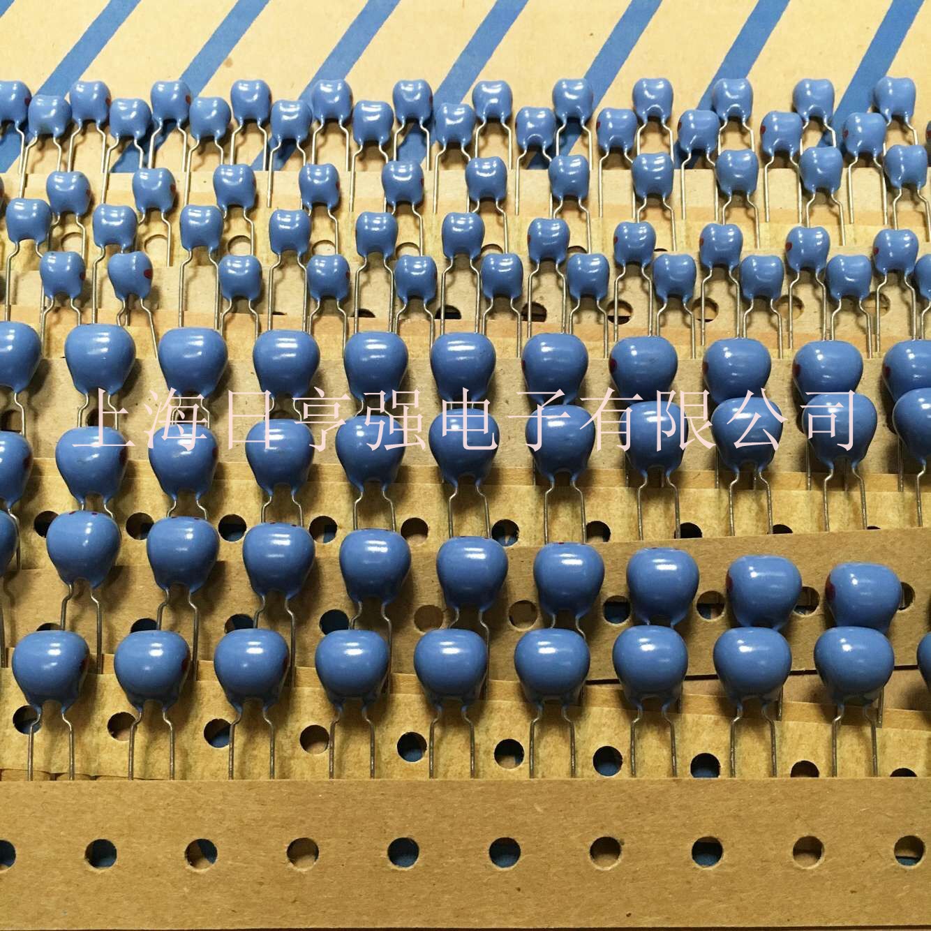 EL0607RA-222J-PF  2.2mH  58mA  TDK高Q值绕线色码电感