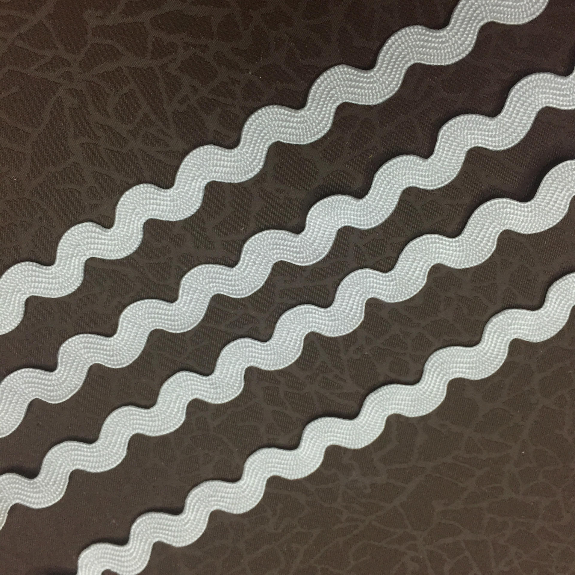 厂家直供 涤纶S带花边锁骨链项链装饰服装辅料0.5cm欢迎订购