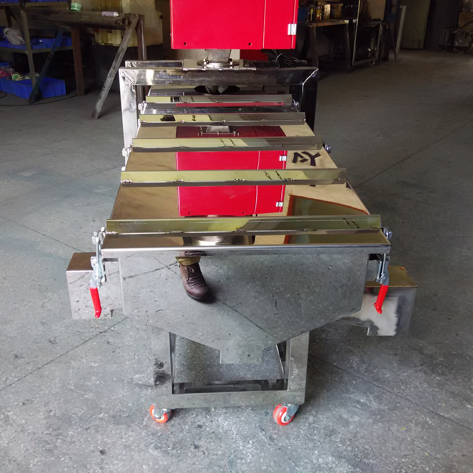 直销率筛选机械设备 不锈钢直线振动筛 多层分选 一年保修