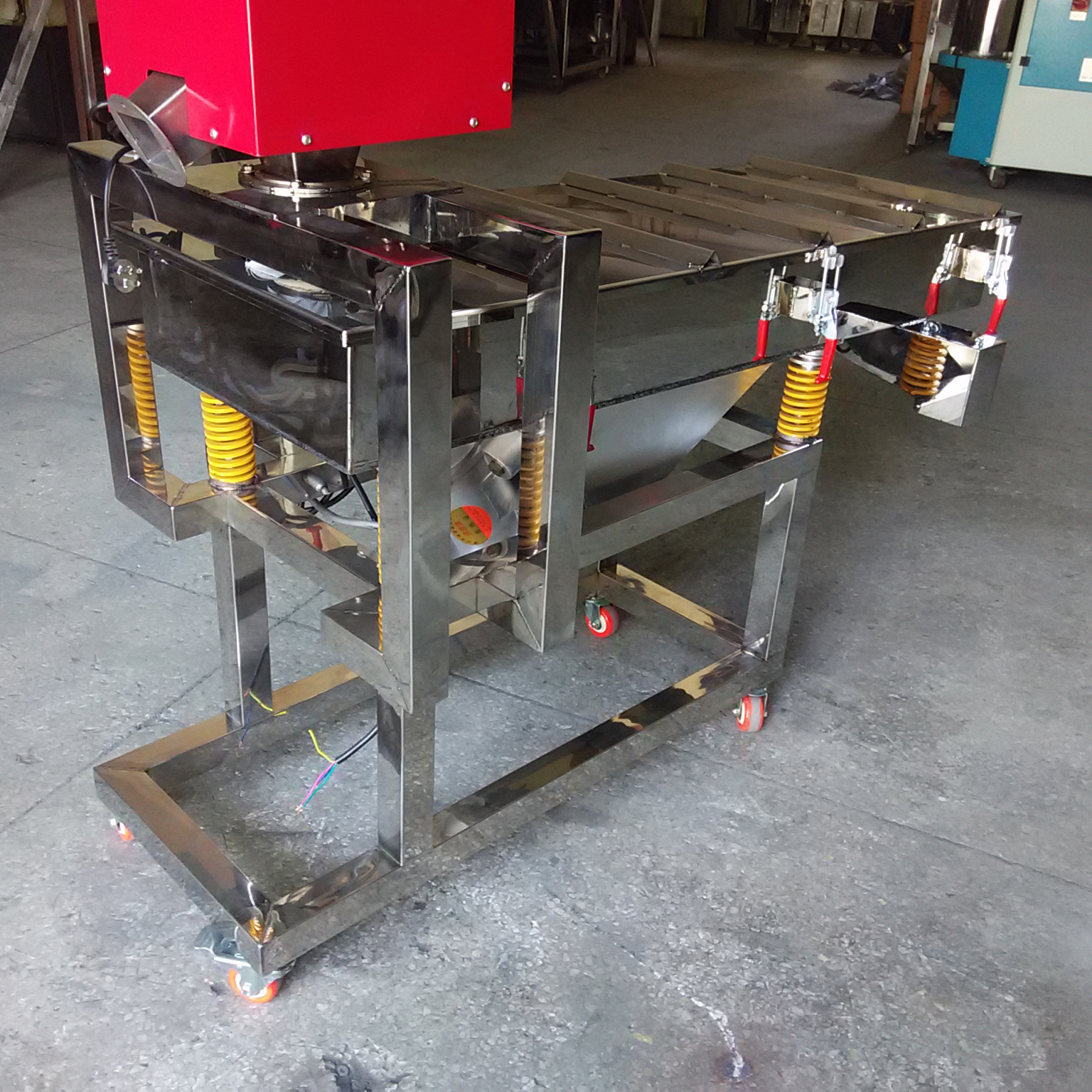 供应双层直线振动筛 塑料筛选机 配合金属分离器使用