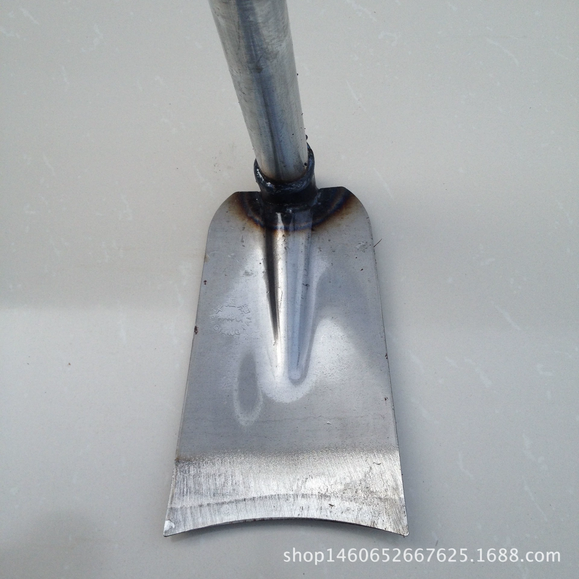 Прямые продажи, ручка для стальной трубы, мотыга, ширина 13cm длинные 22cm ручные грабли, 1,5 ручки, мотыга, сельскохозяйственный инструмент, мотыга