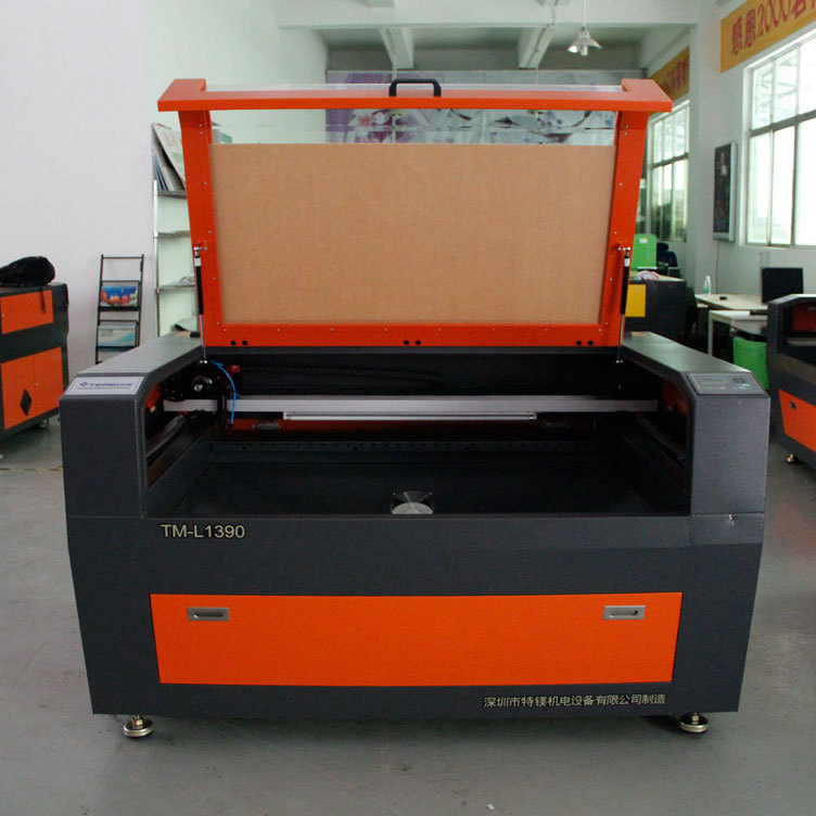 特镁供应激光切割机 大功率激光切割机 广告激光切割雕刻机