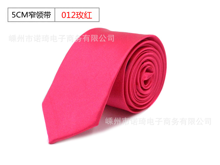 Corbata de los hombres en stock 5cm estilo coreano color sólido lazo estrecho negocio casual grupo corbata fábrica al por mayor