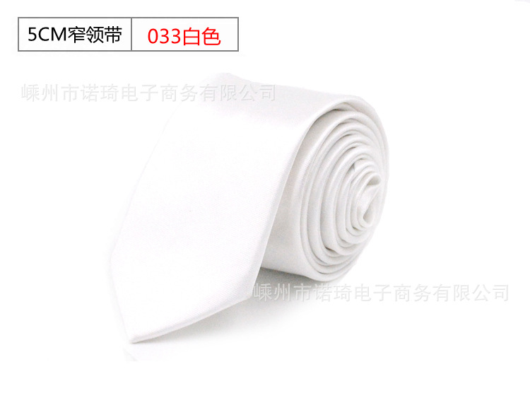 Corbata de los hombres en stock 5cm estilo coreano color sólido lazo estrecho negocio casual grupo corbata fábrica al por mayor