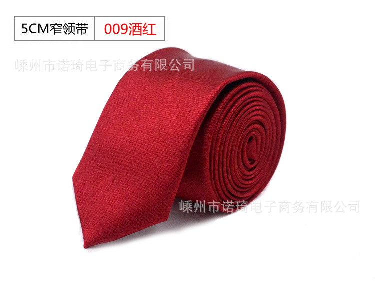 Corbata de los hombres en stock 5cm estilo coreano color sólido lazo estrecho negocio casual grupo corbata fábrica al por mayor