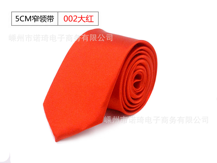 Corbata de los hombres en stock 5cm estilo coreano color sólido lazo estrecho negocio casual grupo corbata fábrica al por mayor
