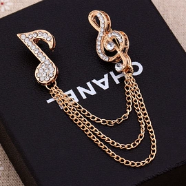 耳环;耳钉;项链