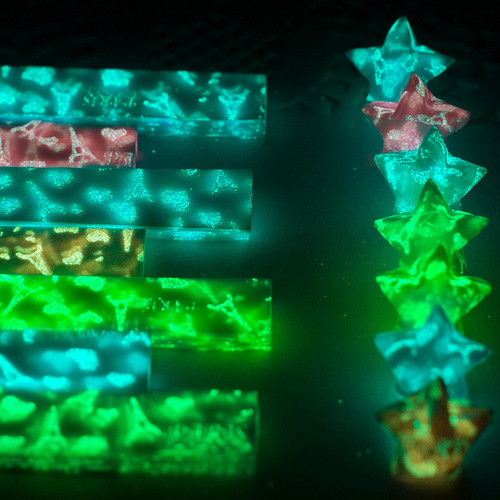 Glow-in-the-Dark Star Paper Folding 210 Pieces, Light-Up Star Paper Strips Star Finished Star Paper Cartoon Paper Folding Wholesale